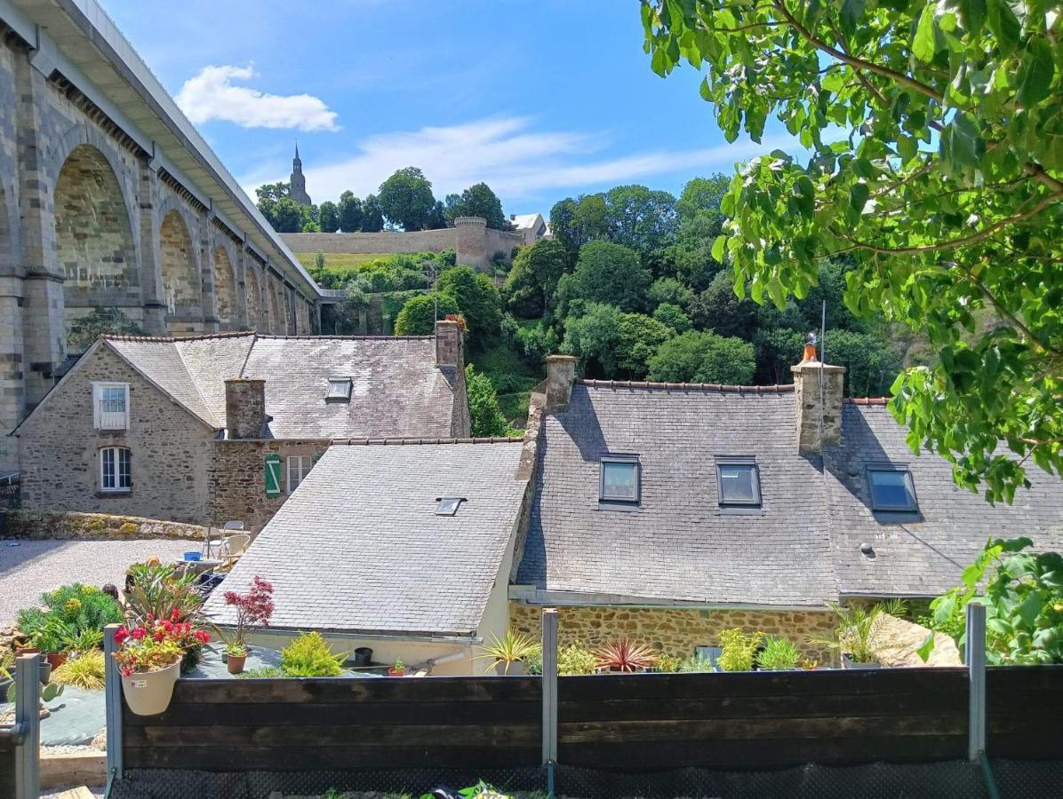 Chambre D'Hote Familiale De La Maison Bleue Lanvallay Dış mekan fotoğraf